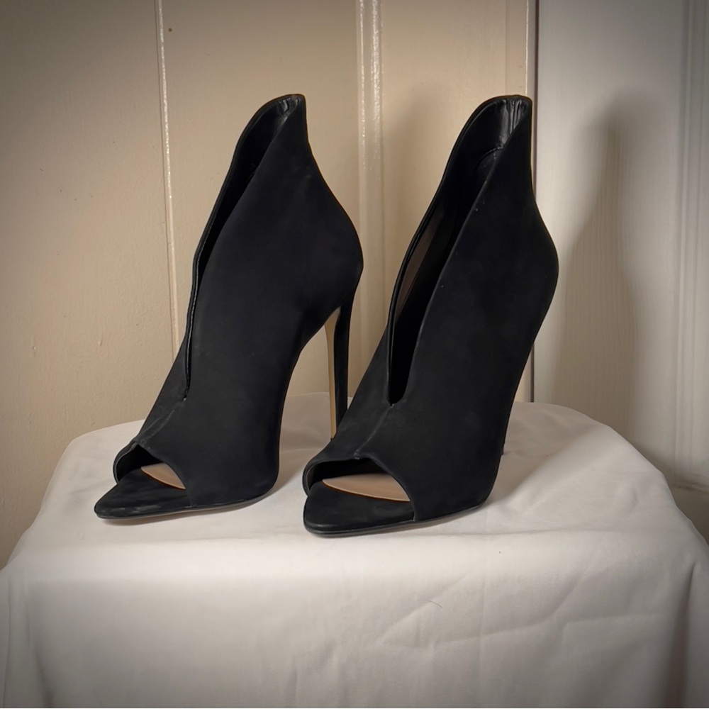 Aldo Black Peep-Toe Heels